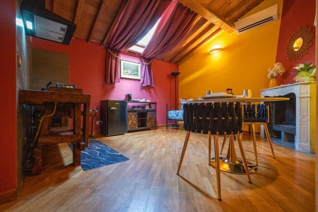22 Home - Parcheggio Privato - Accogliente - Collegamento Sardegna E Corsica Livorno Bagian luar foto